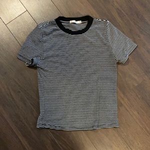 Short tee